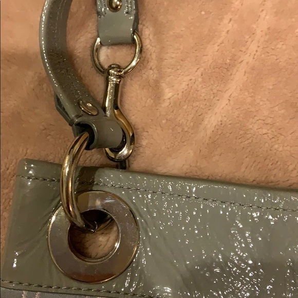 Grey Coach double handled crossbody bag - Picture 4 of 7